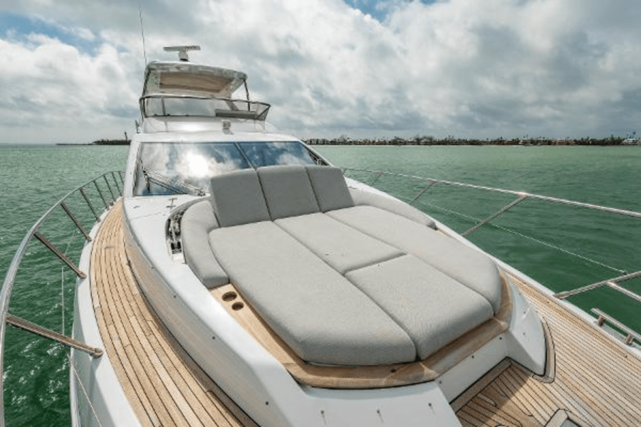 55ft Azimut Yacht For Sale