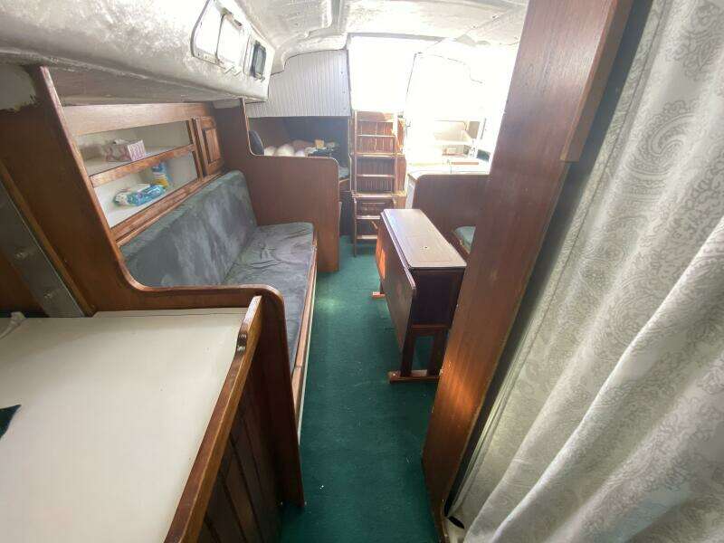 Morning Dove 35ft Hughes Columbia Yacht For Sale