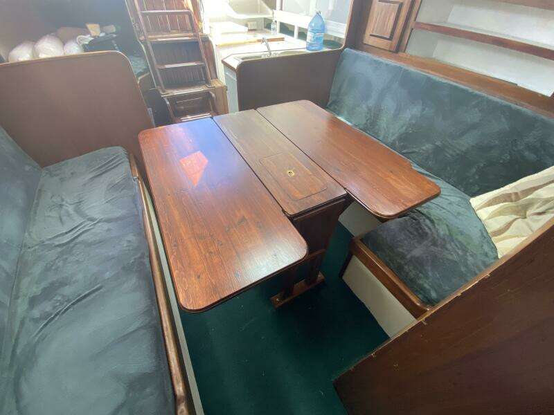 Morning Dove 35ft Hughes Columbia Yacht For Sale