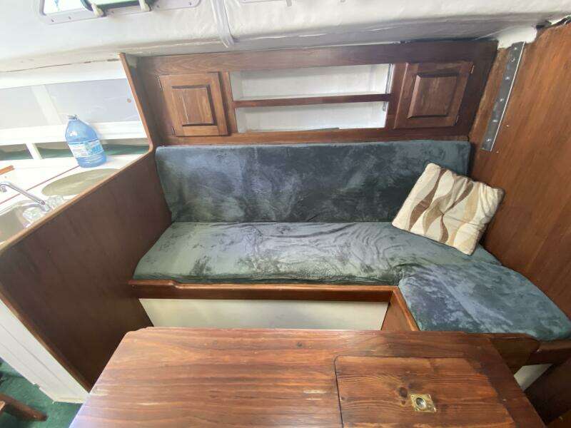 Morning Dove 35ft Hughes Columbia Yacht For Sale