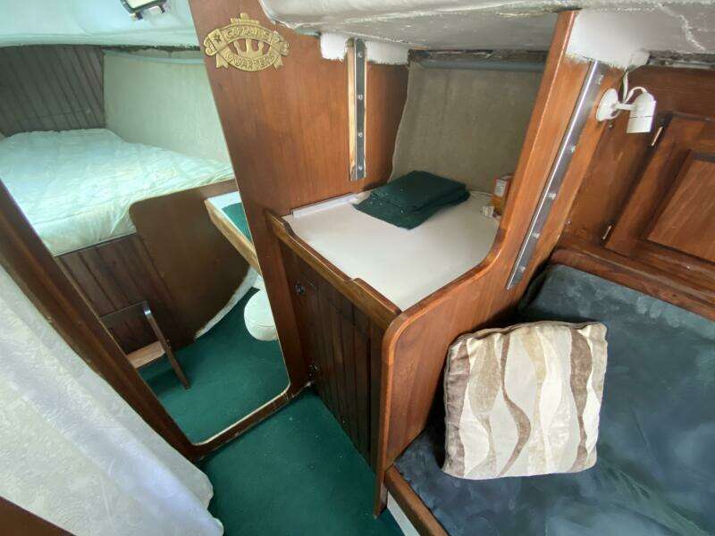 Morning Dove 35ft Hughes Columbia Yacht For Sale