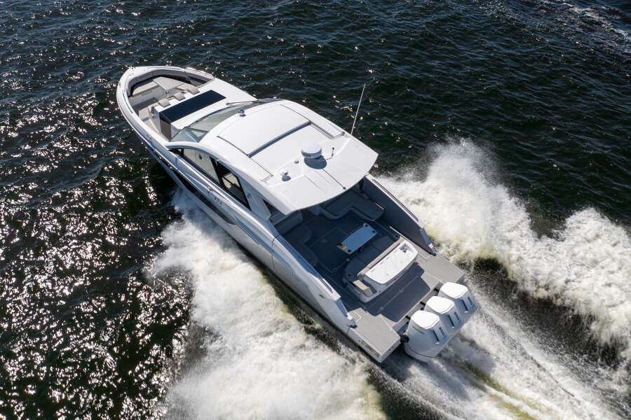 50ft Cruisers Yachts Yacht For Sale