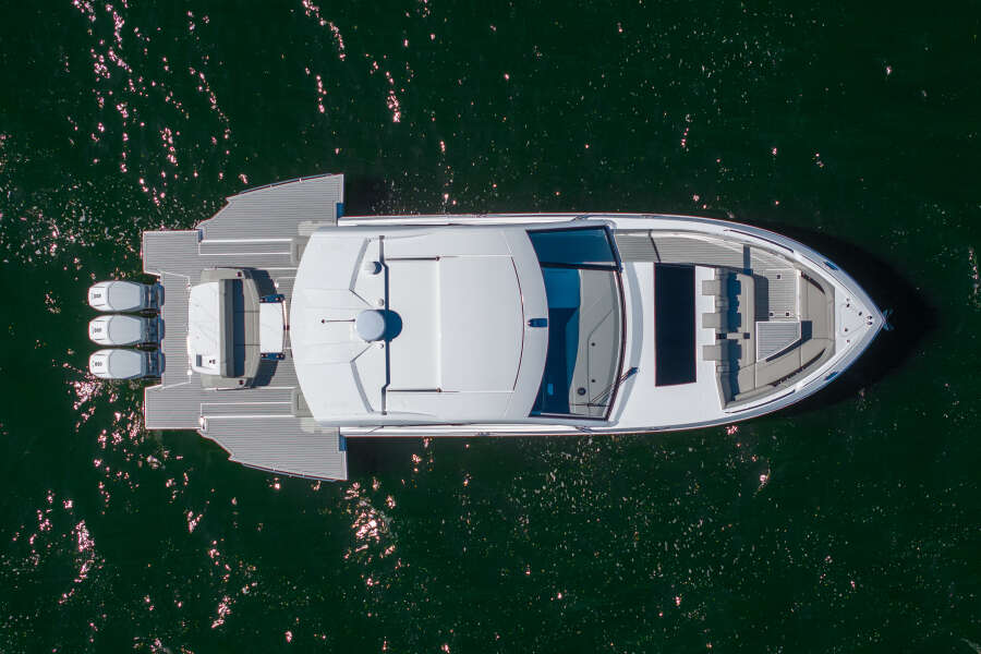 50ft Cruisers Yachts Yacht For Sale