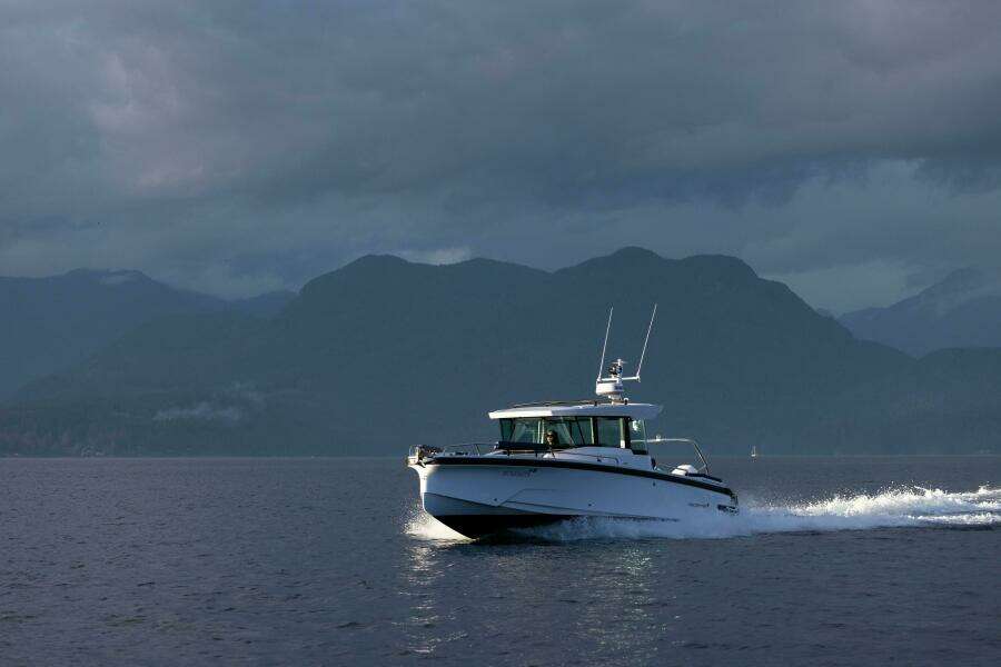 29ft Axopar Yacht For Sale