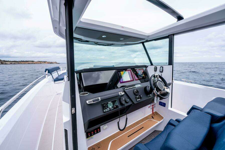 29ft Axopar Yacht For Sale