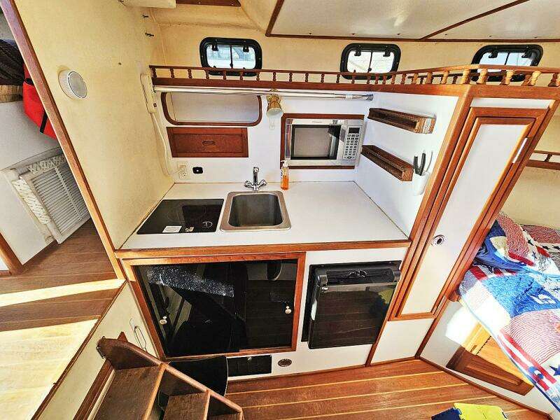 A LURE 35ft Eastern Yacht For Sale