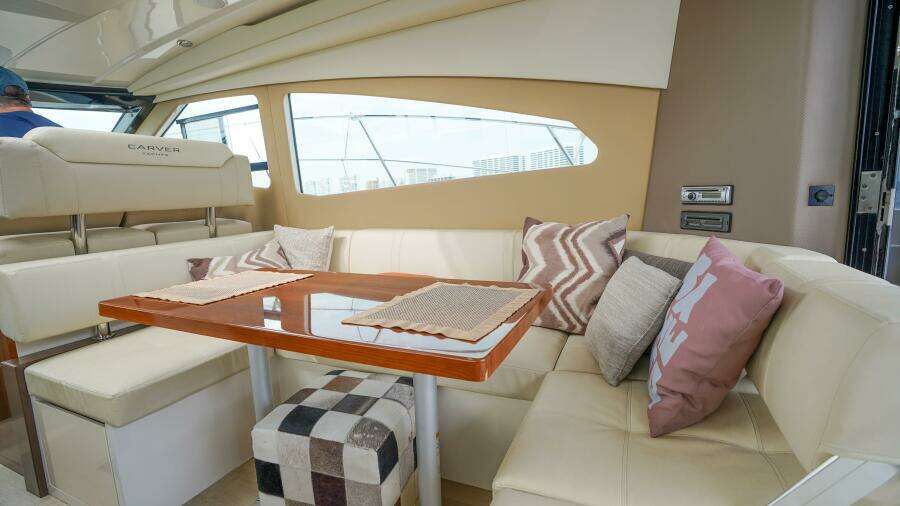 All Good 43ft Carver Yacht For Sale