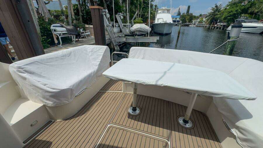 All Good 43ft Carver Yacht For Sale