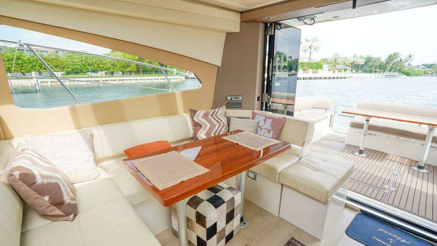 All Good 43ft Carver Yacht For Sale