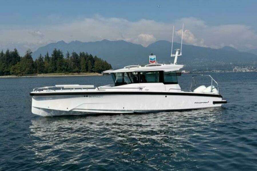 29ft Axopar Yacht For Sale