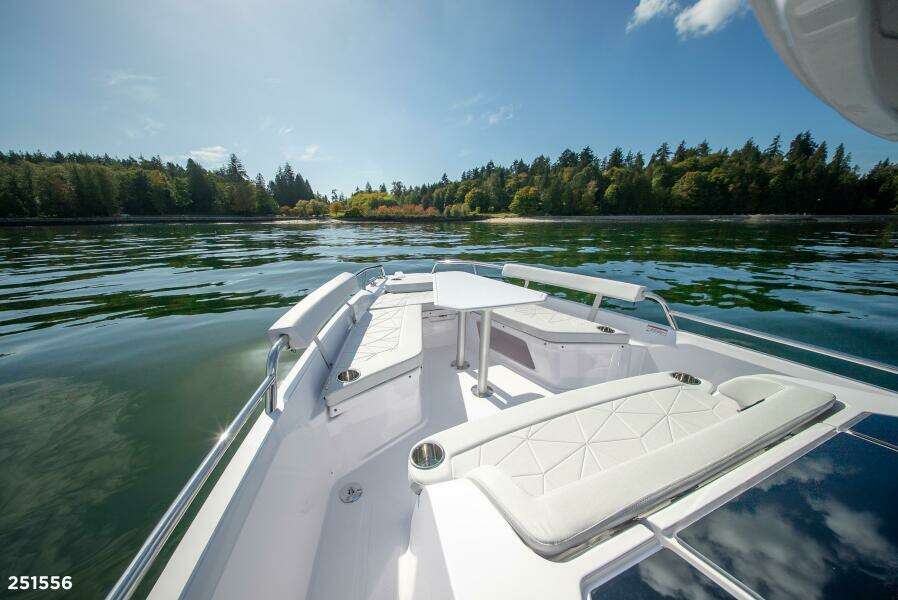 29ft Axopar Yacht For Sale