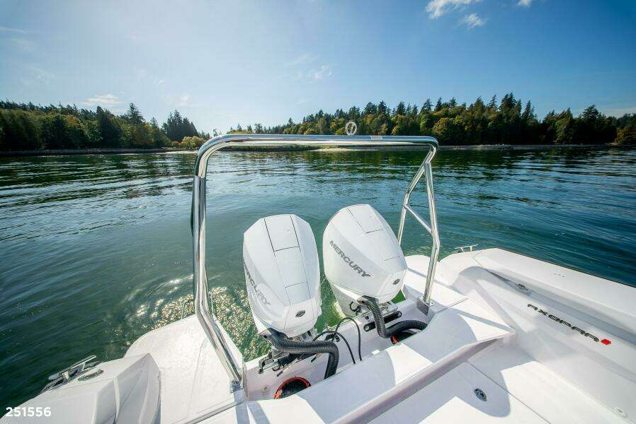29ft Axopar Yacht For Sale