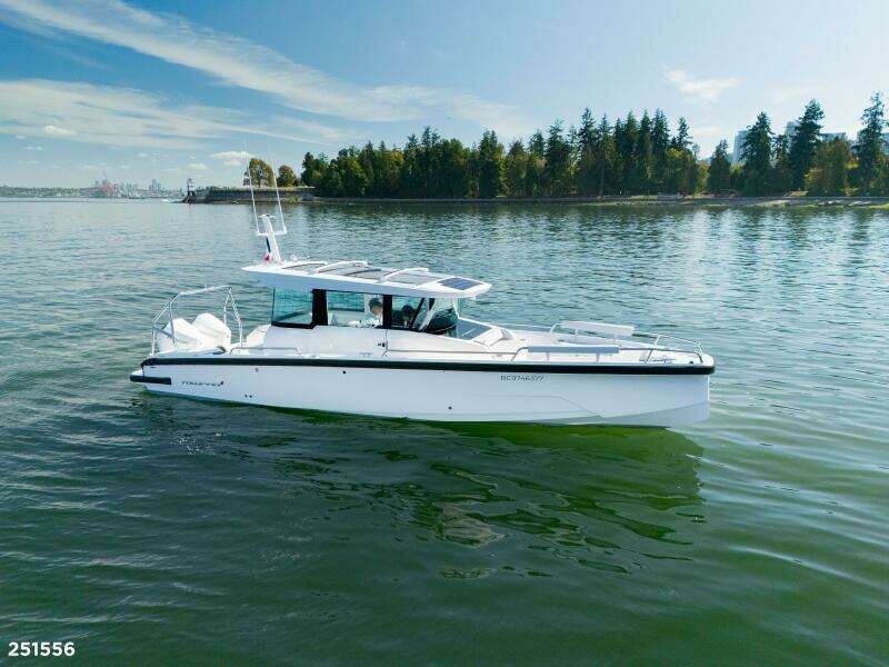 29ft Axopar Yacht For Sale