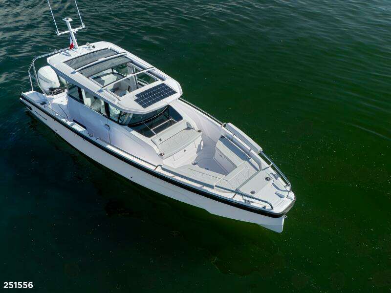 29ft Axopar Yacht For Sale