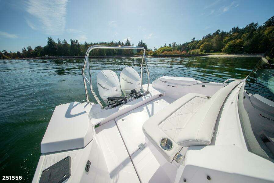 29ft Axopar Yacht For Sale