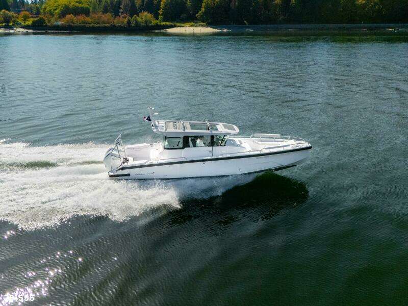 29ft Axopar Yacht For Sale
