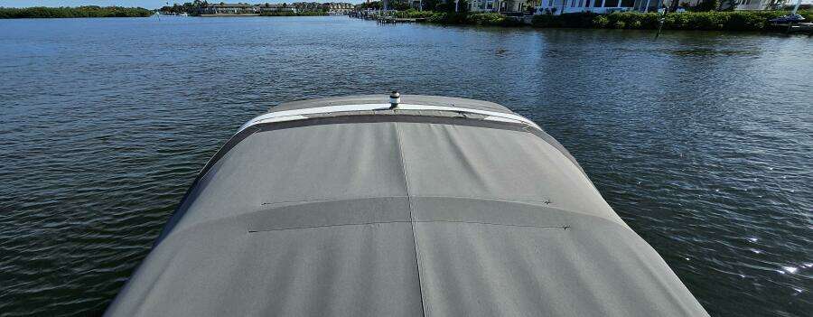 27ft Regal Yacht For Sale