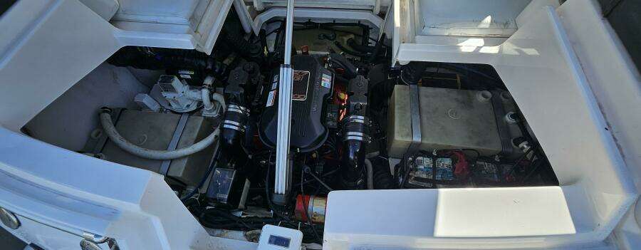 27ft Regal Yacht For Sale