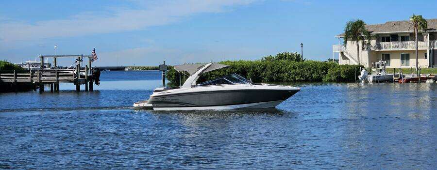 27ft Regal Yacht For Sale