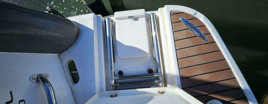 27ft Regal Yacht For Sale