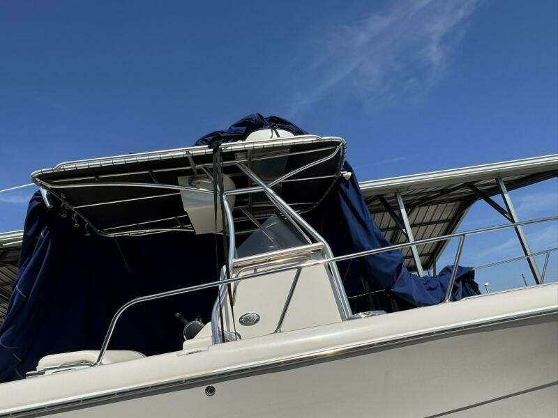 24ft Pro Line Yacht For Sale