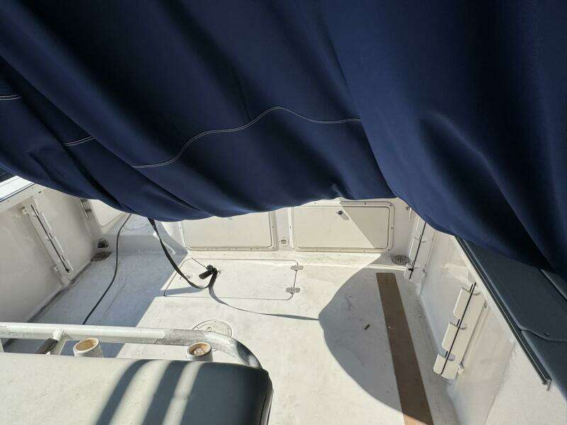 24ft Pro Line Yacht For Sale