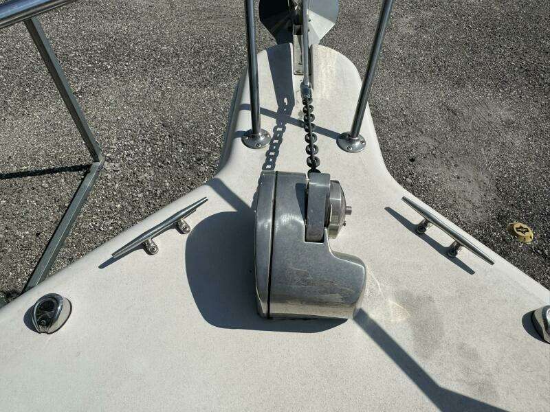 24ft Pro Line Yacht For Sale