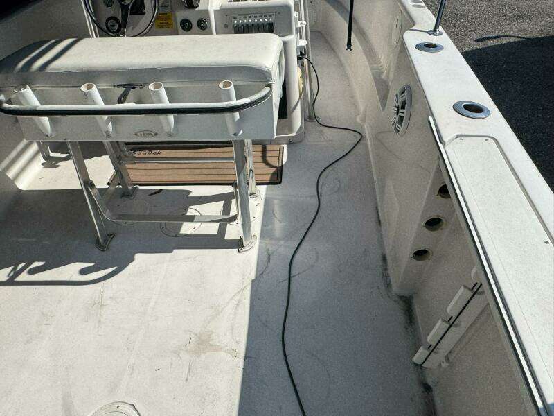 24ft Pro Line Yacht For Sale