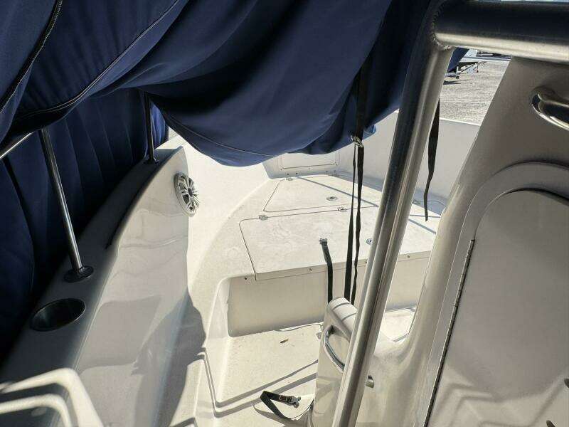 24ft Pro Line Yacht For Sale