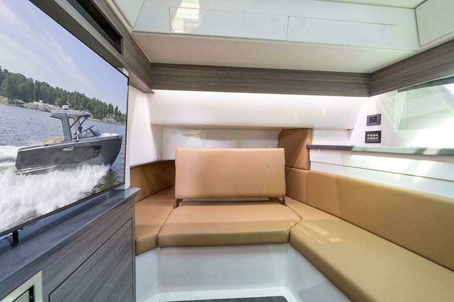 Convertible L-shaped lounge seating