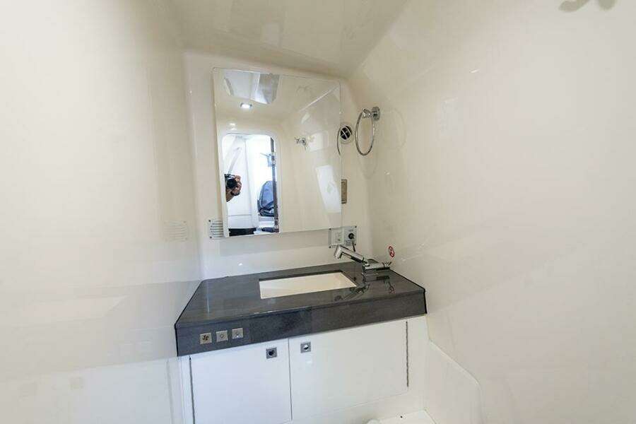 Vanity sink