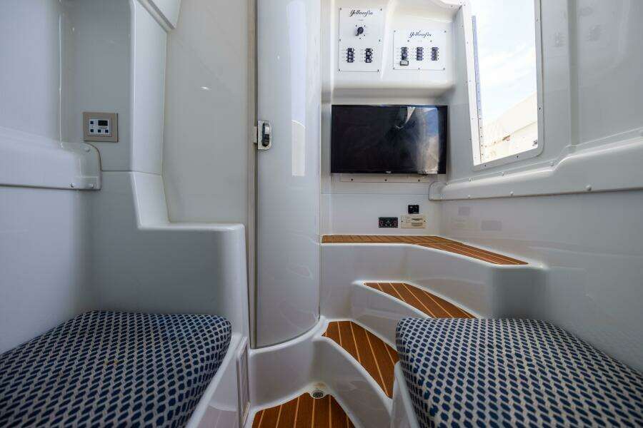 42ft Yellowfin Yacht For Sale