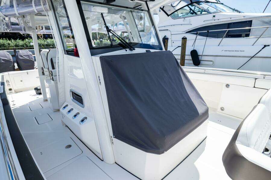 40ft World Cat Yacht For Sale