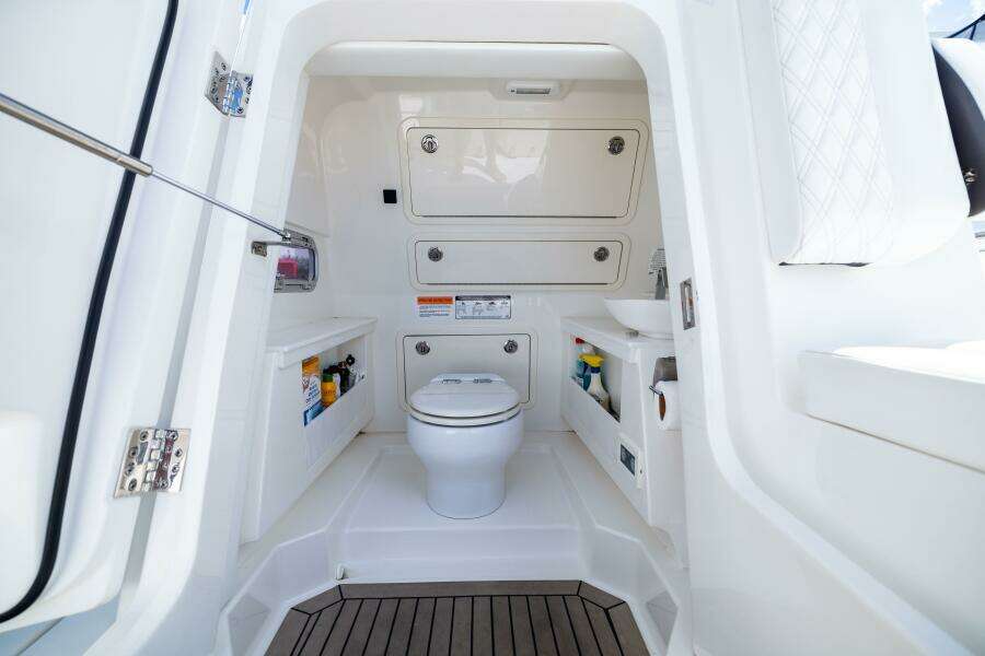 40ft World Cat Yacht For Sale
