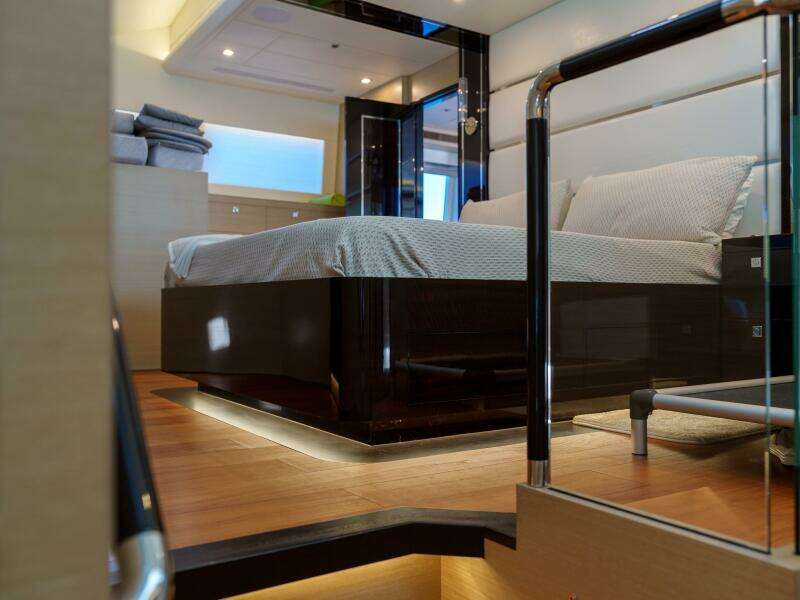 65ft Horizon Yacht For Sale
