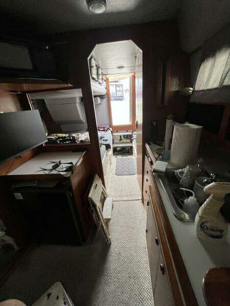 On the Loos 32ft Albin Yacht For Sale