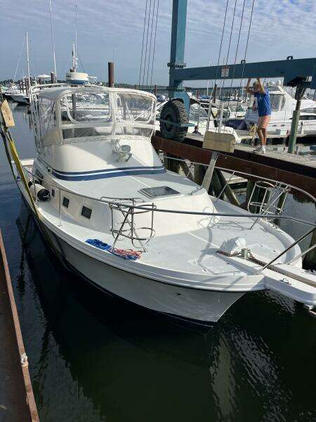 On the Loos 32ft Albin Yacht For Sale