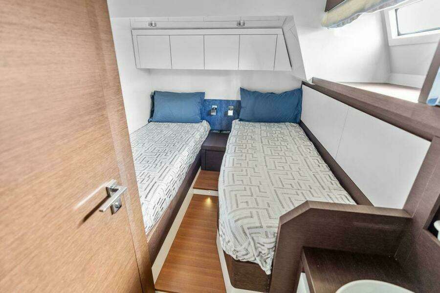 ELEVATION 75ft Prestige Yacht For Sale