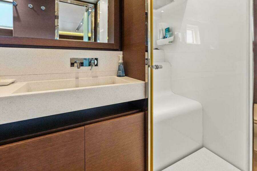 ELEVATION 75ft Prestige Yacht For Sale