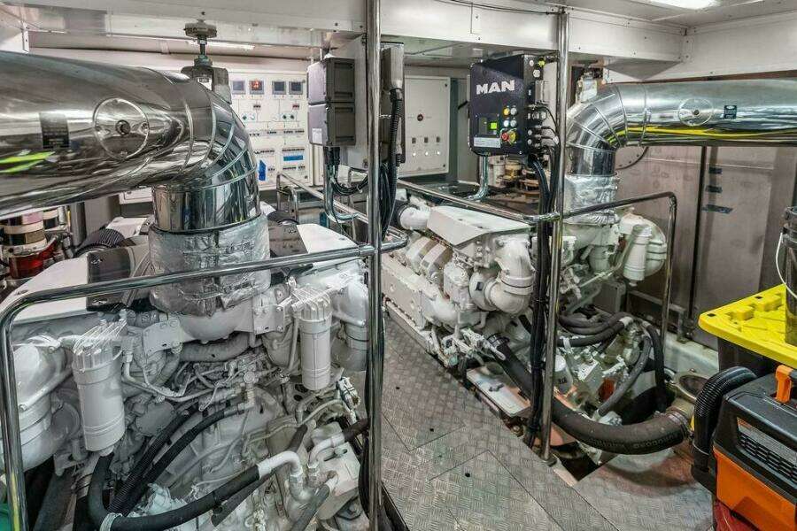 ELEVATION 75ft Prestige Yacht For Sale