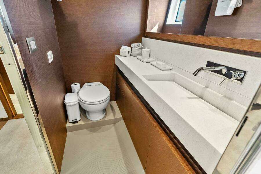 ELEVATION 75ft Prestige Yacht For Sale