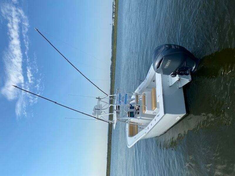 28ft Irving Forbes Yacht For Sale