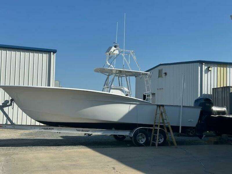 28ft Irving Forbes Yacht For Sale