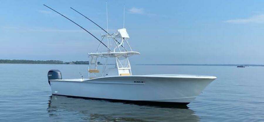 28ft Irving Forbes Yacht For Sale
