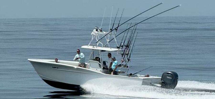 28ft Irving Forbes Yacht For Sale