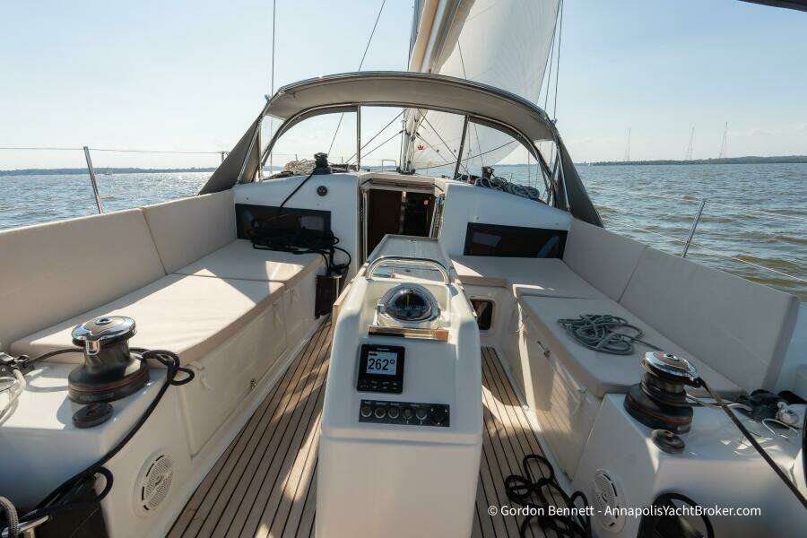 No Regrets 44ft Jeanneau Yacht For Sale