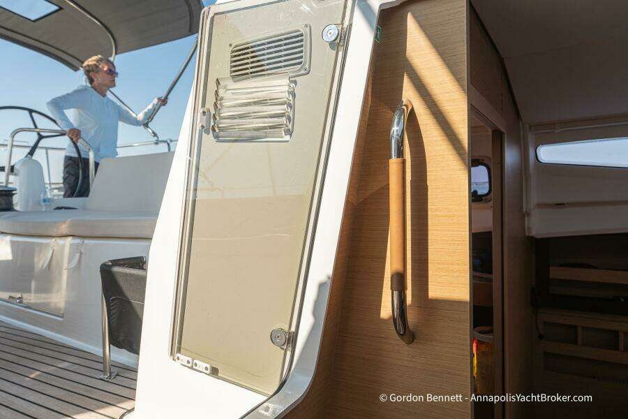 No Regrets 44ft Jeanneau Yacht For Sale