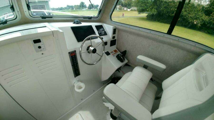 28ft Parker Yacht For Sale