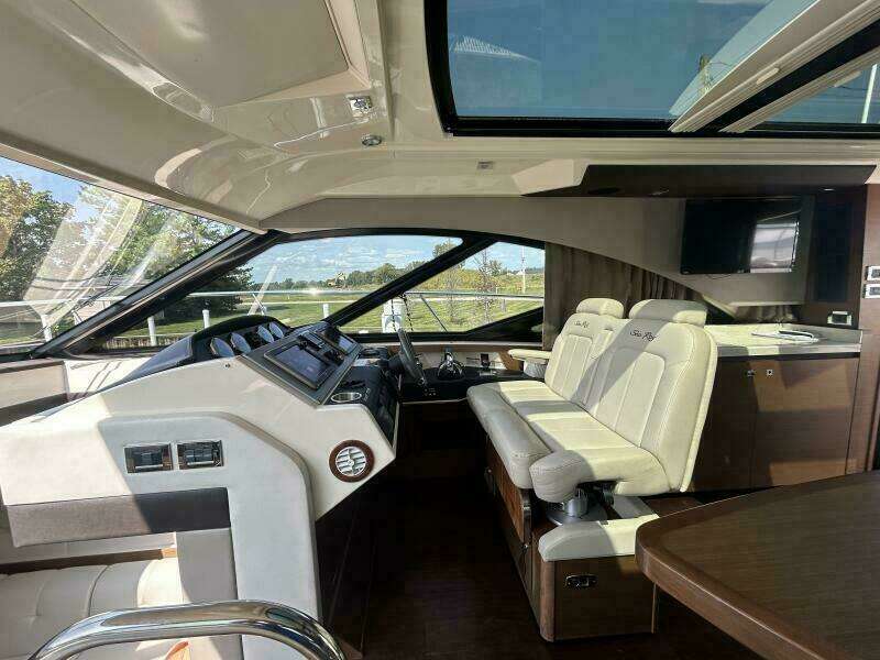 51ft Sea Ray Yacht For Sale