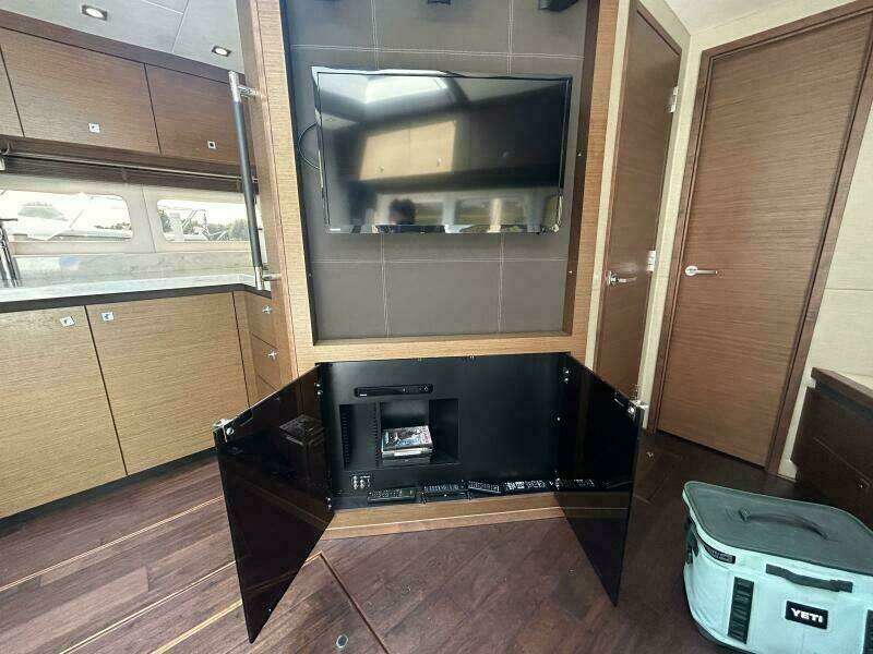 51ft Sea Ray Yacht For Sale